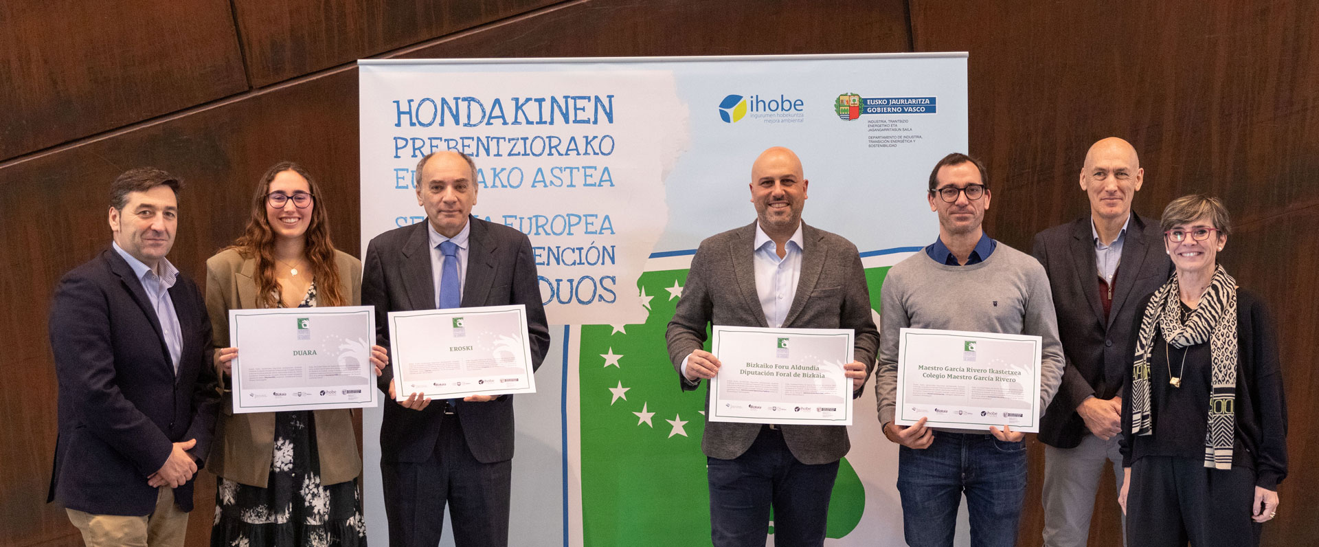 Diputación Foral de Bizkaia, Asociación Duara, Colegio Maestro García Rivero, Eroski y la surfista Garazi Sánchez representarán a Euskadi en los Premios de la Semana Europea de Prevención de Residuos