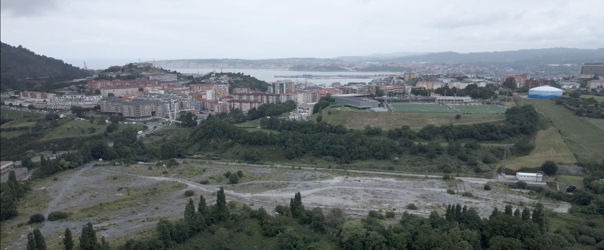 El Gobierno Vasco y el Ayuntamiento de Santurtzi rubrican el acuerdo para acelerar la regeneración del vertedero de Etxe Uli en Santurtzi