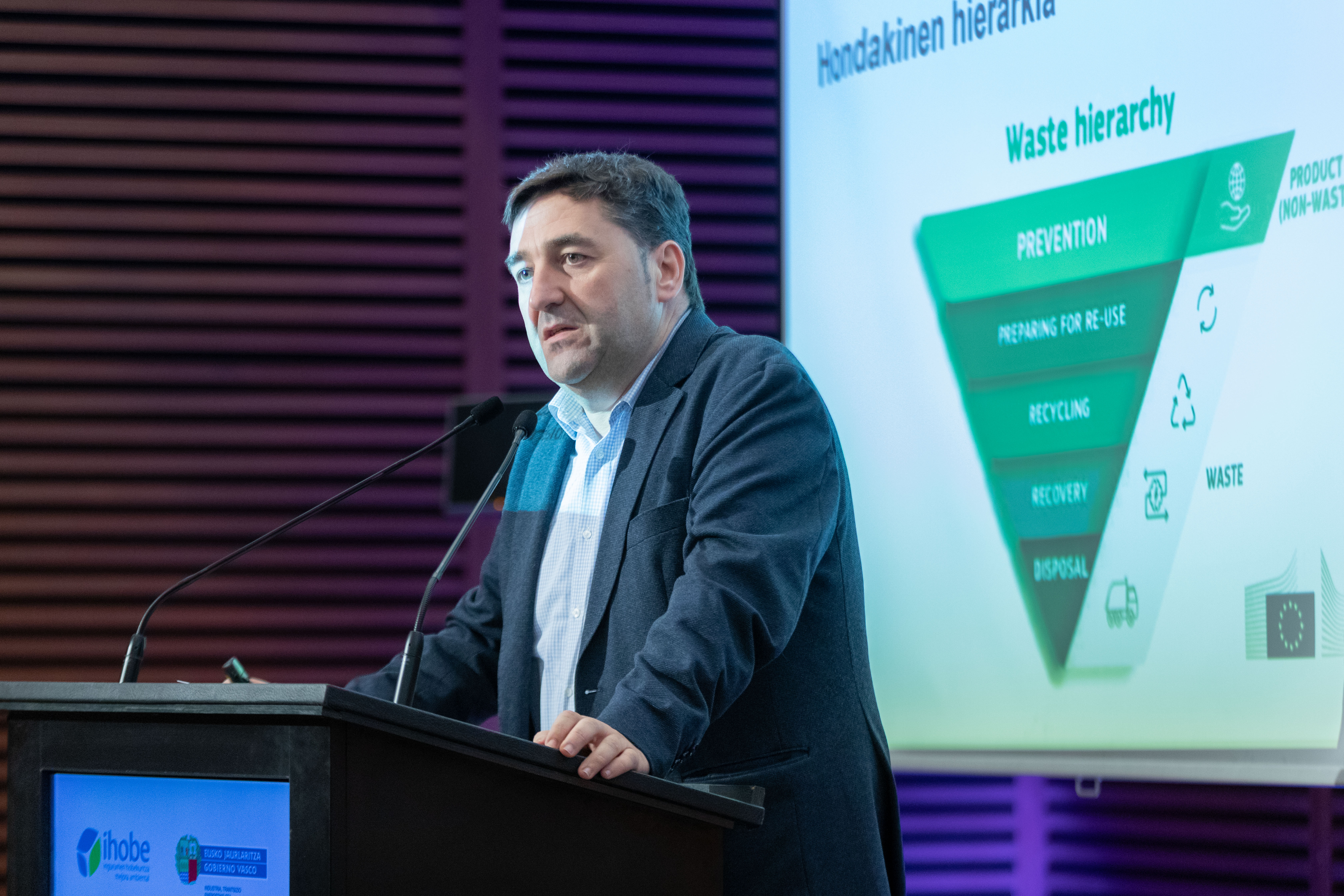Josu Bilbao, viceconsejero de Medio Ambiente: “cada vez reciclamos más y depositamos menos en vertedero”