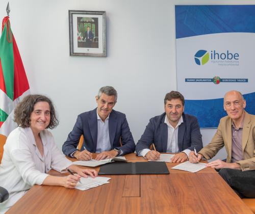 Ihobe y Aclima trabajarán conjuntamente para mejorar la gestión de residuos, fomentar la innovación ambiental y fortalecer la competitividad del sector ecoindustrial vasco