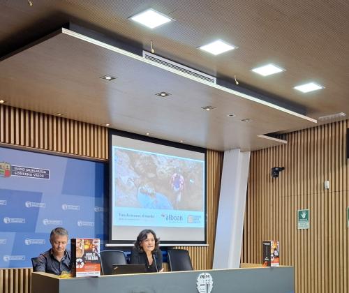 Sociedades Públicas del Gobierno Vasco se suman a la Semana Europea de Prevención de Residuos con una recogida de móviles y tablets