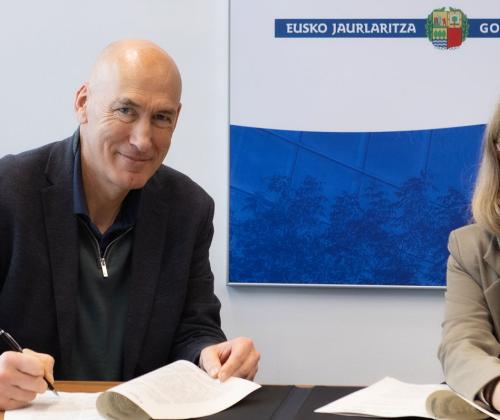Ihobe y Orkestra renuevan su alianza para impulsar el conocimiento en competitividad y sostenibilidad