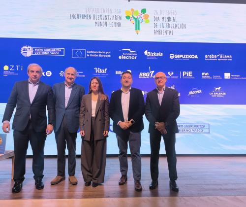 El Gobierno Vasco apoya la iniciativa Ulysses Experience para sensibilizar a escolares y familias sobre las basuras marinas