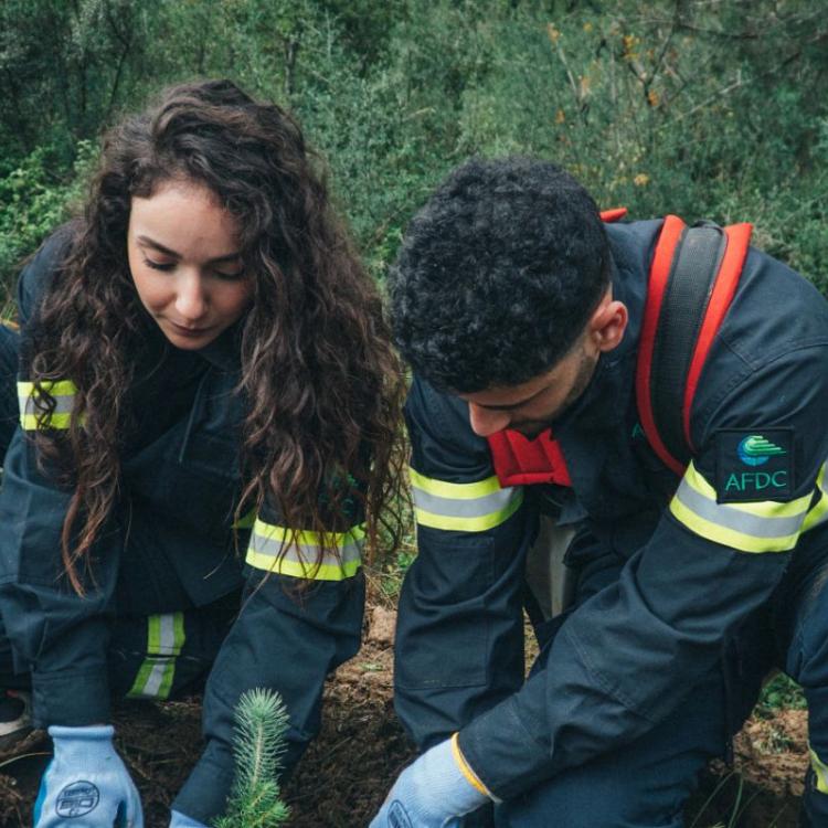 Ihobe se suma al Día Mundial del Medio Ambiente con una gran recogida de residuos en los espacios naturales de la Red Ekoetxea 