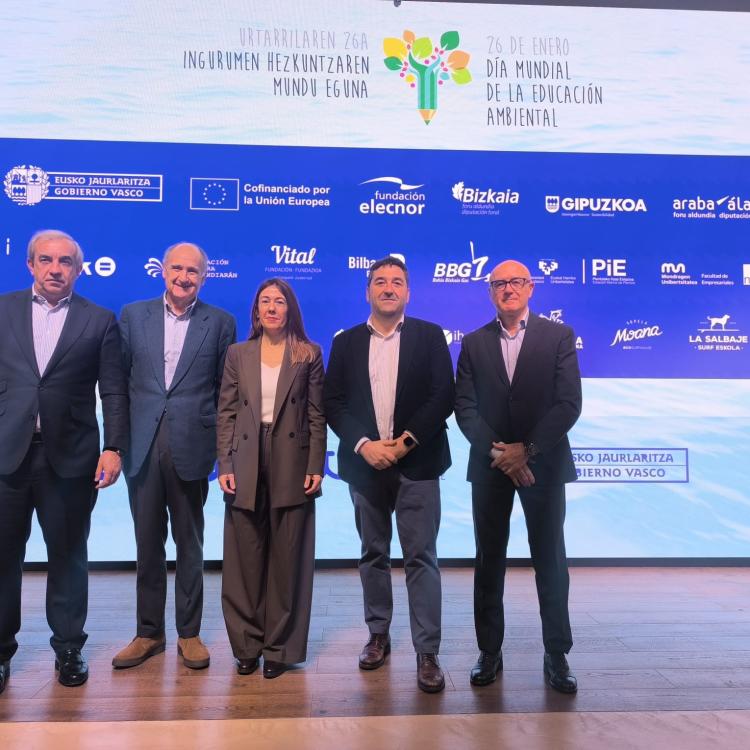 El Gobierno Vasco apoya la iniciativa Ulysses Experience para sensibilizar a escolares y familias sobre las basuras marinas